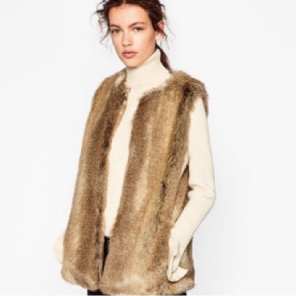 NWOT Zara Lined Faux Fur Vest With Pockets - Small